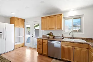 5826 S Village Way E, South Ogden, UT 84403 - Photo 14