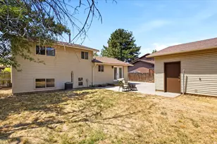 5826 S Village Way E, South Ogden, UT 84403 - Photo 28
