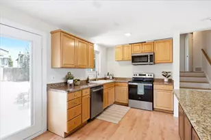 5826 S Village Way E, South Ogden, UT 84403 - Photo 12