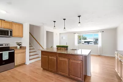 5826 S Village Way E, South Ogden, UT 84403 - Photo 10