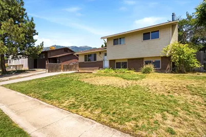 5826 S Village Way E, South Ogden, UT 84403 - Photo 2