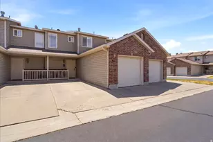 652 W 800 N, Clinton, UT 84015 - Photo 18