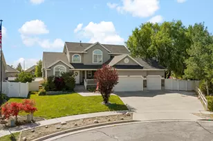 1072 S 1875 W, Syracuse, UT 84075 - Photo 2
