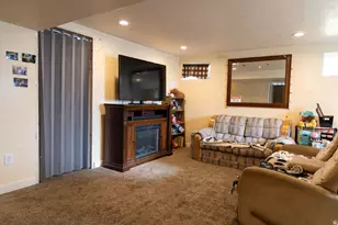2105 W 3875 S, Roy, UT 84067 - Photo 22