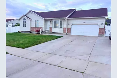 4955 W Thrush Dr, West Jordan, UT 84081 - Photo 2
