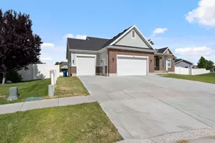 78 W Danbury Ln N, Stansbury Park, UT 84074 - Photo 34