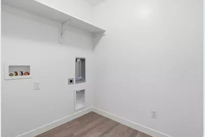 4515 Hurstbourne Dr E, Eagle Mountain, UT 84005 - Photo 18