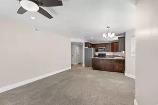 8264 S Resaca Dr, Sandy, UT 84070 - Photo 8