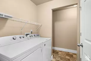 8264 S Resaca Dr, Sandy, UT 84070 - Photo 22