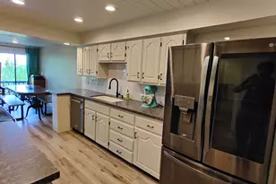 2727 N Edgewood Dr, Provo, UT 84604 - Photo 8