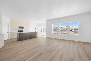 1611 S Sageberry Dr, Santaquin, UT 84655 - Photo 4