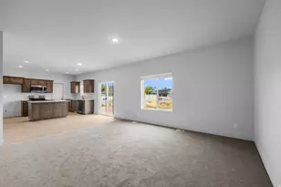 1635 S Sageberry Dr, Santaquin, UT 84655 - Photo 10