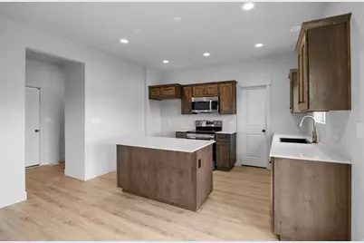 1635 S Sageberry Dr #340, Santaquin, UT 84655 - Photo 6