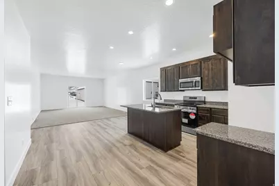 1669 S Sageberry Dr #343, Santaquin, UT 84655 - Photo 6