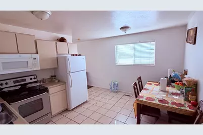 4749 W Arlington Park Dr, West Valley, UT 84120 - Photo 14