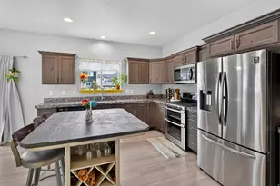 1374 W Ballast Way S, Eagle Mountain, UT 84005 - Photo 20