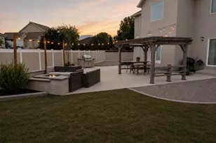 136 Harvest Ln, Grantsville, UT 84029 - Photo 2