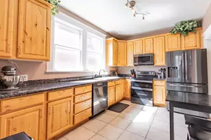 384 E St, Salt Lake City, UT 84103 - Photo 16