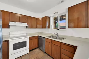 2546 S 8000 W, Magna, UT 84044 - Photo 10