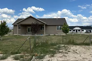 175 N 100 W, Centerfield, UT 84622 - Photo 4
