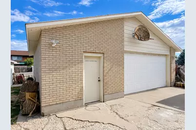 3676 W 4700 S, Roy, UT 84067 - Photo 4