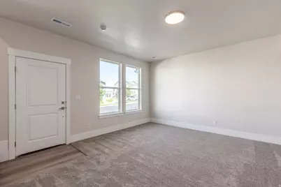 1056 S 2740 E, Spanish Fork, UT 84660 - Photo 4