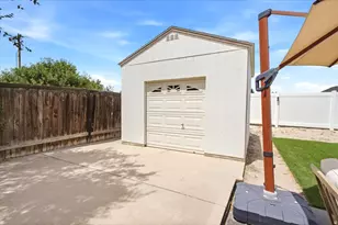 3170 W Gemstone Dr S, West Jordan, UT 84084 - Photo 30