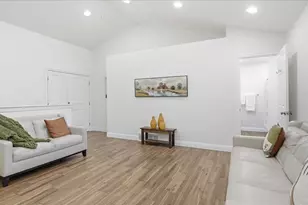 1912 N 2750 W, Clinton, UT 84015 - Photo 10