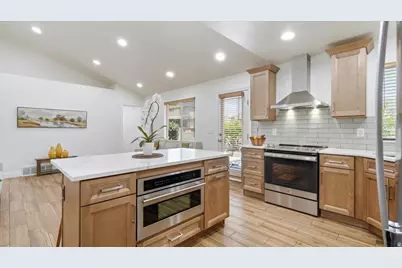 1912 N 2750 W, Clinton, UT 84015 - Photo 8