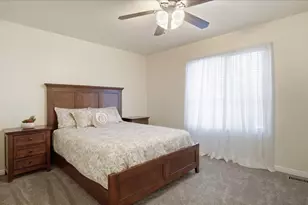 1912 N 2750 W, Clinton, UT 84015 - Photo 18