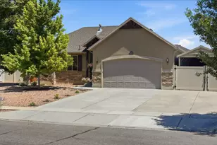 1912 N 2750 W, Clinton, UT 84015 - Photo 4