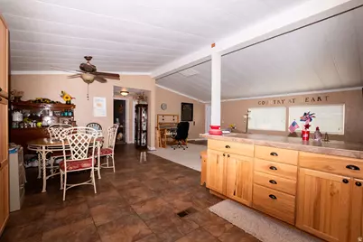 855 E 300 N, Beaver, UT 84713 - Photo 26