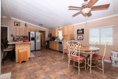 855 E 300 N, Beaver, UT 84713 - Photo 34