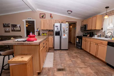 855 E 300 N, Beaver, UT 84713 - Photo 28