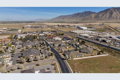 182 E Aparicio Dr, Tooele, UT 84074 - Photo 38