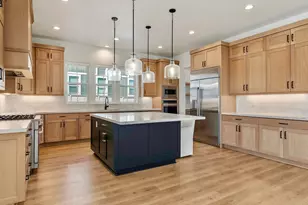 563 W Founders Blvd, Saratoga Springs, UT 84045 - Photo 12