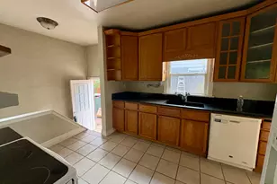 2687 S Highland Dr, Salt Lake City, UT 84106 - Photo 6