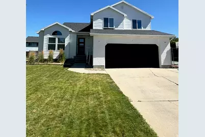 903 E Avila Dr S, Sandy, UT 84094 - Photo 1