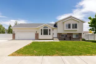 2373 S 2940 W, Syracuse, UT 84075 - Photo 1