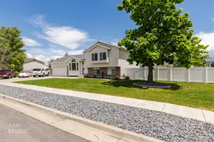 2373 S 2940 W, Syracuse, UT 84075 - Photo 2
