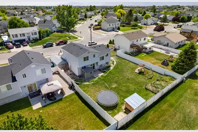 4112 W 5400 S, Roy, UT 84067 - Photo 40