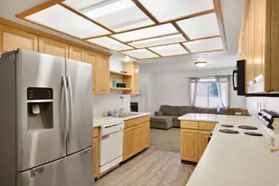 781 N Valley View Dr, Saint George, UT 84770 - Photo 14