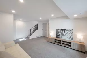 571 S McClelland St, Salt Lake City, UT 84102 - Photo 12
