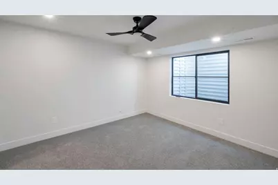 571 S McClelland St, Salt Lake City, UT 84102 - Photo 14
