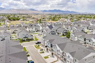 4216 W Bison Park Ct, Riverton, UT 84096 - Photo 32