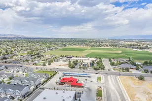 4216 W Bison Park Ct, Riverton, UT 84096 - Photo 34