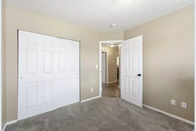 2586 W 2250 N, Clinton, UT 84015 - Photo 10