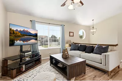 2586 W 2250 N, Clinton, UT 84015 - Photo 4