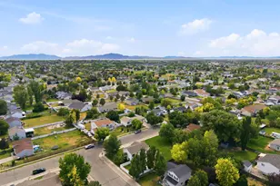 2586 W 2250 N, Clinton, UT 84015 - Photo 54