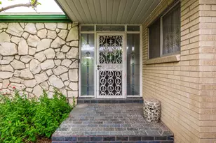 642 E 18th Ave, Salt Lake City, UT 84103 - Photo 2